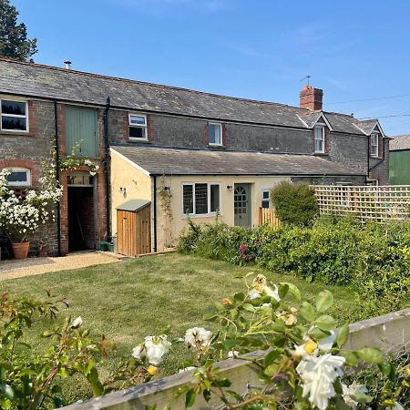 Relaxing Cottage In The Beautiful Usk Valley Exterior photo